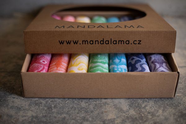 Mandala cloths / collection of 7 chakra colours - Image 5